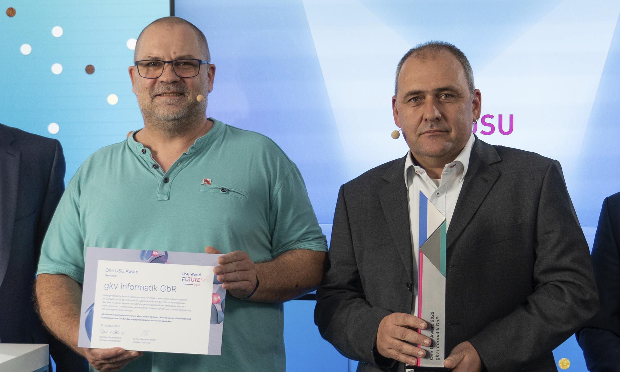 v.l.n.r. Andre Mosinski, Martin Bucher bei der Preisübergabe
